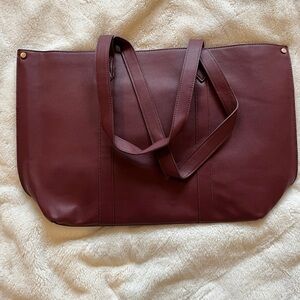 Thirty One Signature Tote - New with tags